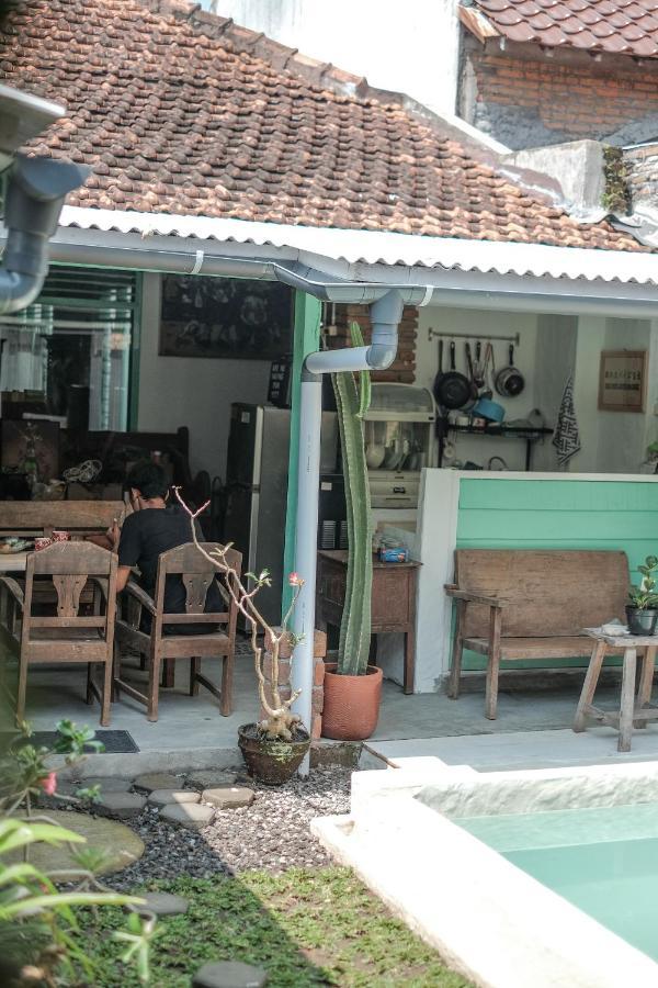 Apartamento Abrakadabra 747 Yogyakarta Exterior foto