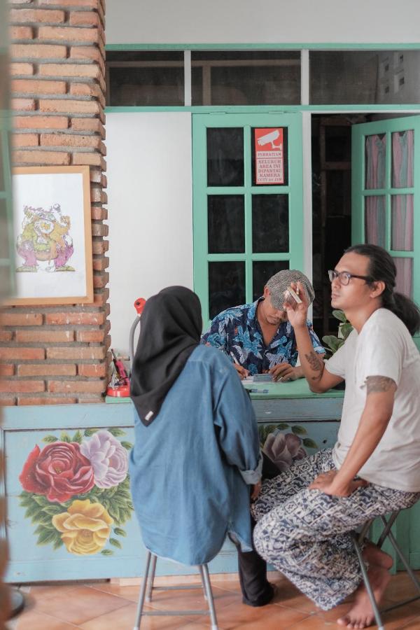 Apartamento Abrakadabra 747 Yogyakarta Exterior foto