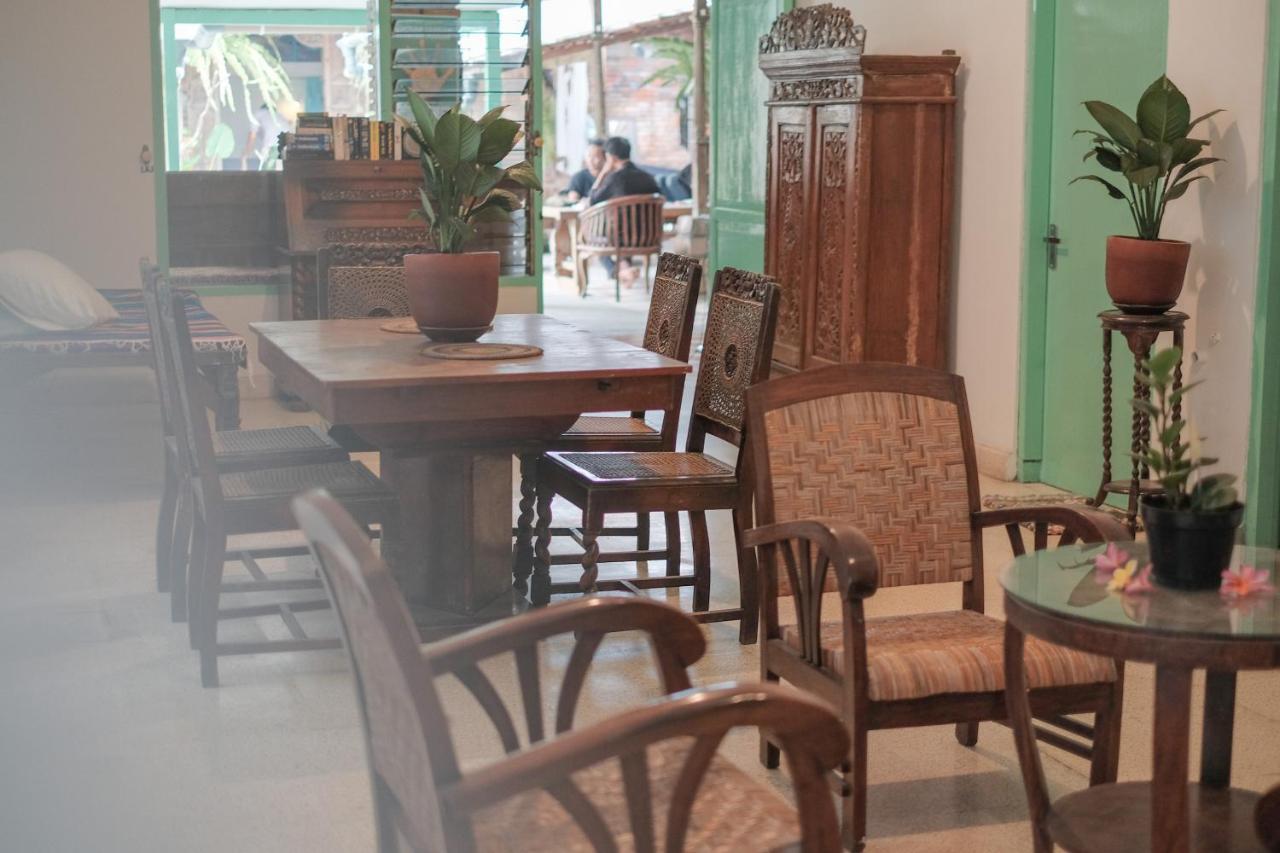 Apartamento Abrakadabra 747 Yogyakarta Exterior foto