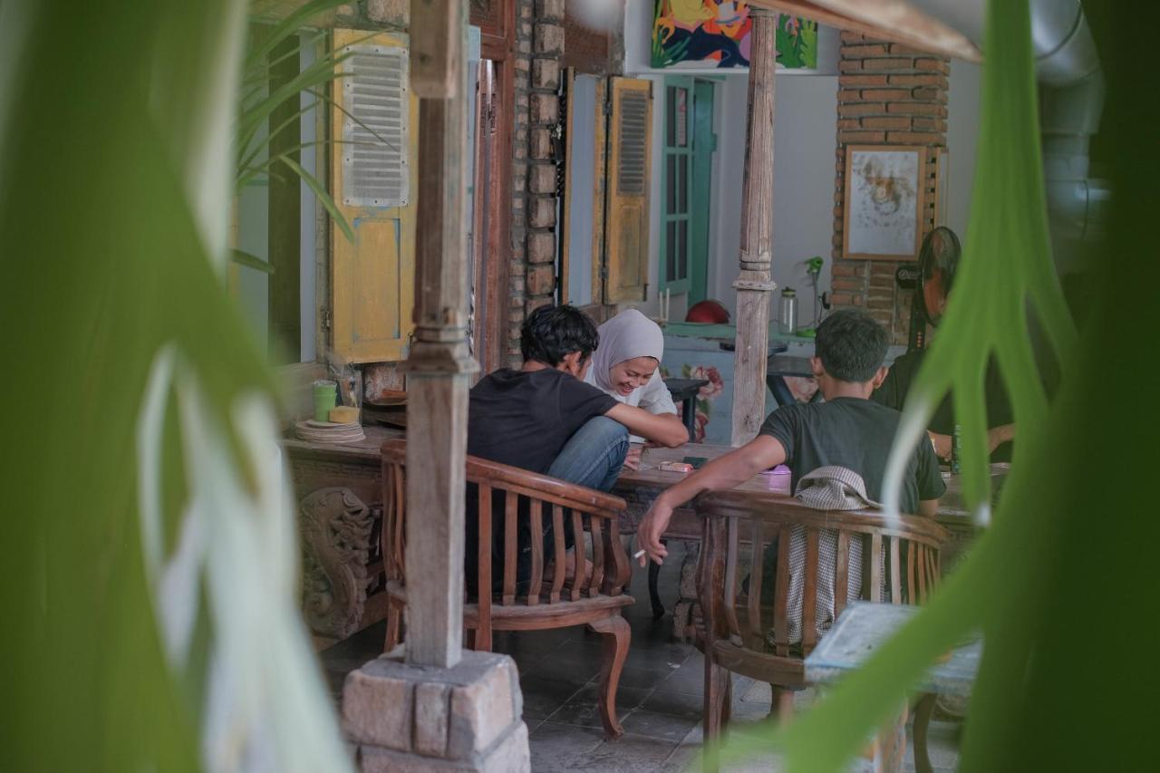 Apartamento Abrakadabra 747 Yogyakarta Exterior foto