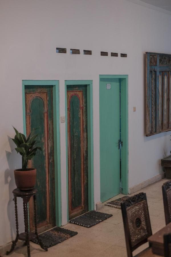 Apartamento Abrakadabra 747 Yogyakarta Exterior foto